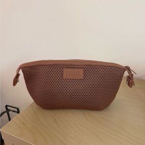 NWT Dagne Dover Warm Dust Air Mesh Pouch